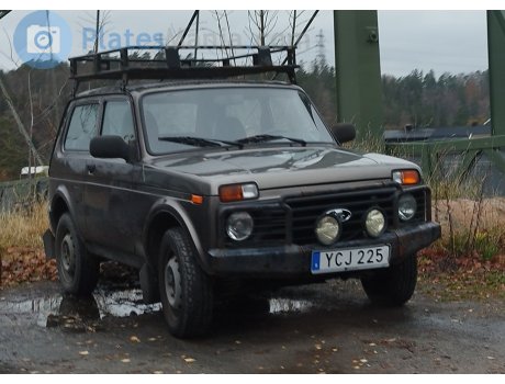 YCJ 225, Lada (VAZ) 2121 Нива