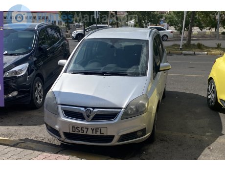 DS57 YFL, Vauxhall Zafira