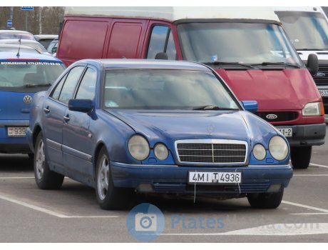 4MI T 4936, Mercedes-Benz E-Klasse