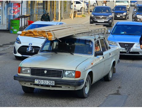 90 SU 268, GAZ 31029 Волга