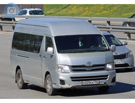 к020ек702, Toyota HiAce