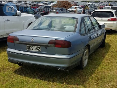QKS582, Holden Commodore