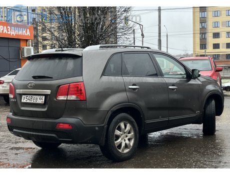 р548ев44, Kia Sorento