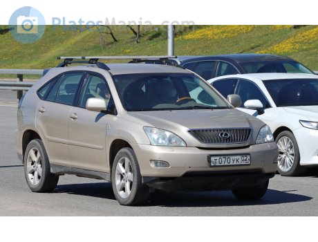 т070ук02, Lexus RX