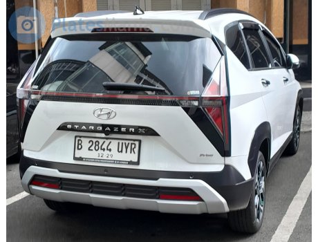 B 2844 UYR, Hyundai Stargazer