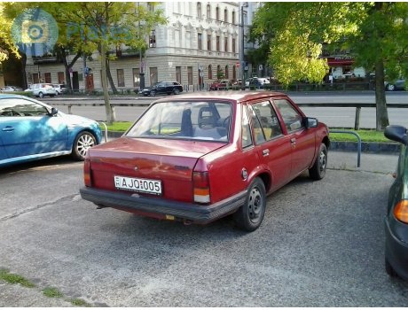 AJQ-005, Opel Corsa