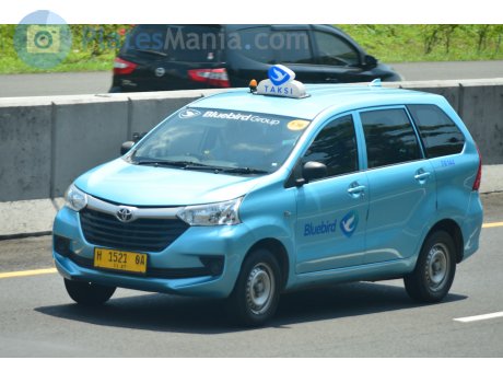 H 1521 OA, Toyota Transmover