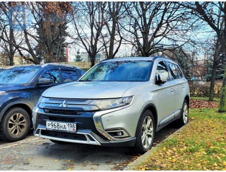 р968на198, Mitsubishi Outlander