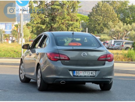 BG 1713-MZ, Opel Astra