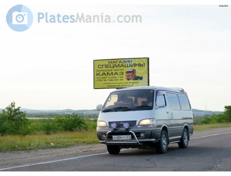 х404ту27, Toyota HiAce