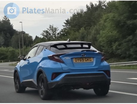 OY69 GKG, Toyota C-HR
