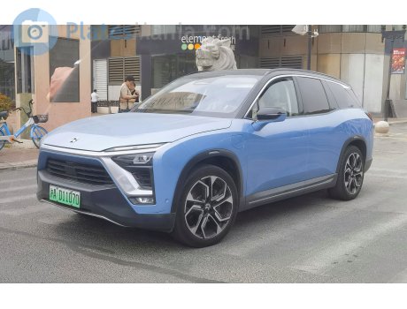 沪A·D11070, NIO ES8