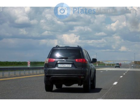 592 ECZ 01, Mitsubishi L200