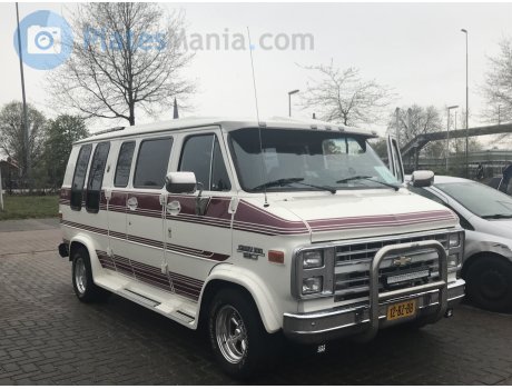 12-BZ-BB, Chevrolet Chevy Van