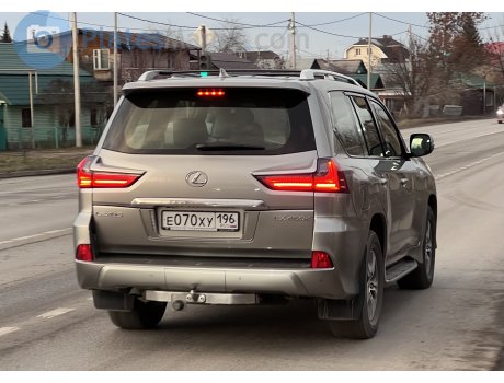 е070ху196, Lexus LX