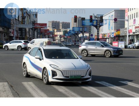 吉H·D60595, Hongqi E-QM5