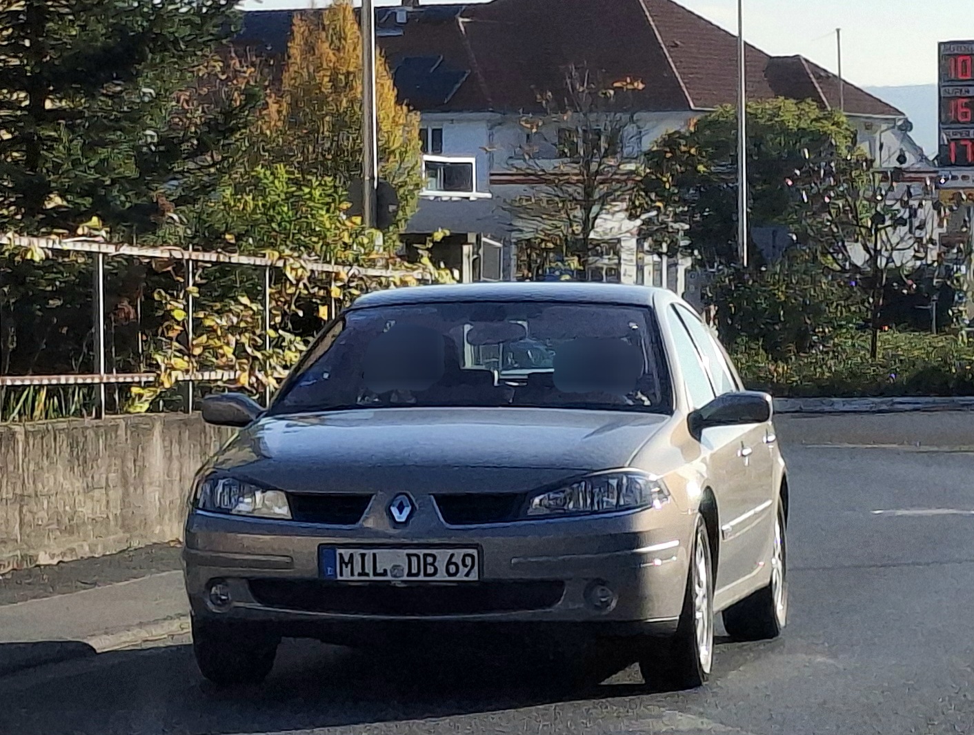 MIL DB 69, Renault Laguna 2nd gen Liftback (X74), facelift, 2005–2007