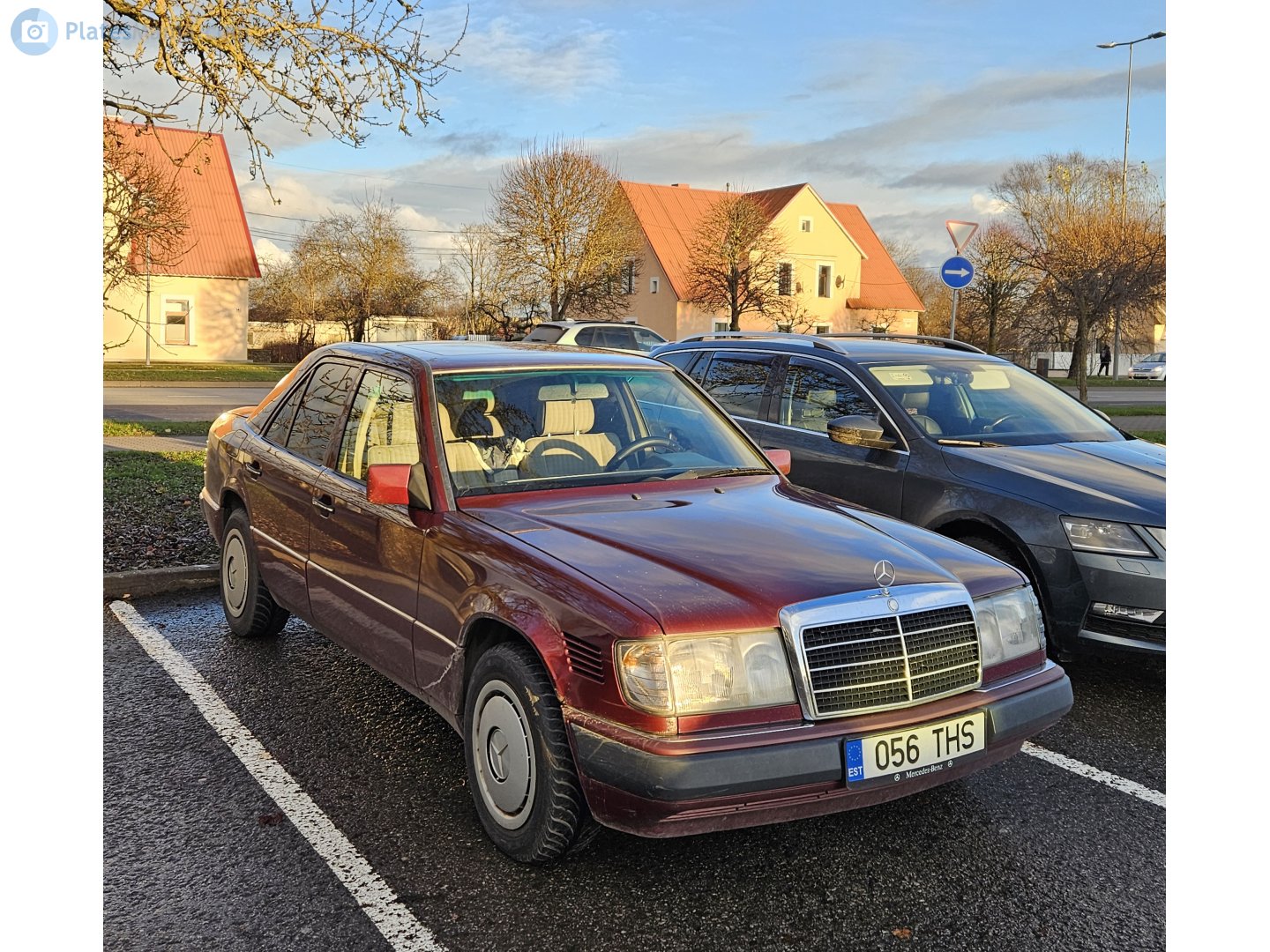 056 THS, Mercedes-Benz E-Klasse 1st gen Sedan (W124), 1984­–1995