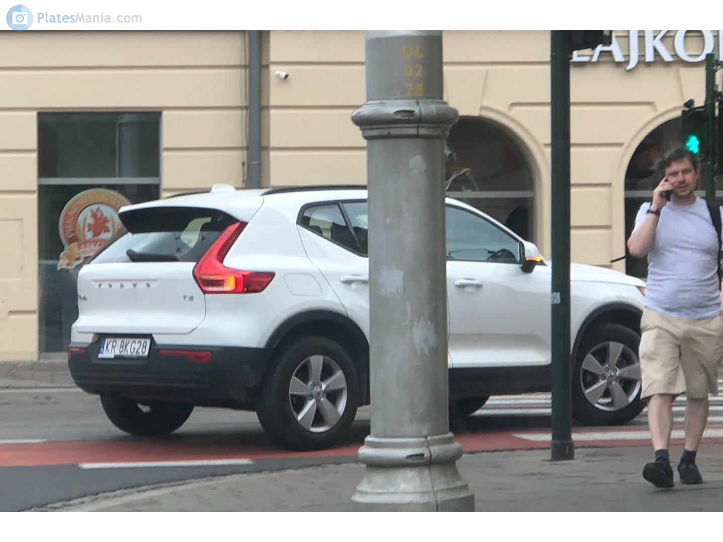 KR 8KG28, Volvo XC40 / EX40 1st gen (536), 2017–