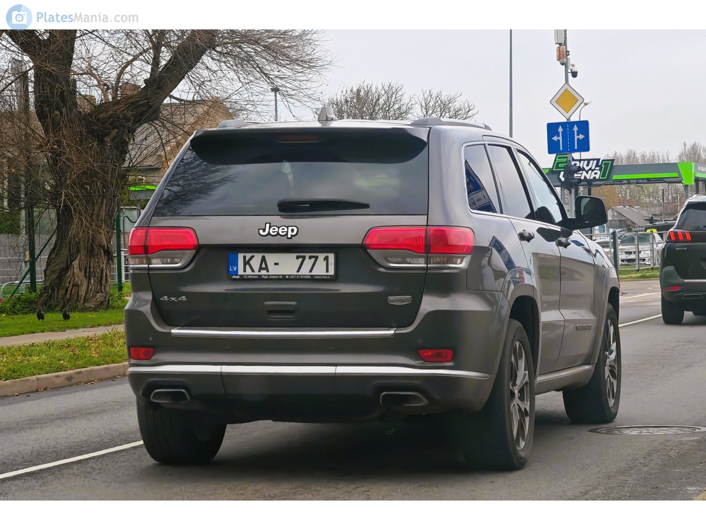 KA-771, Jeep Grand Cherokee 4th gen (WK2), facelift, 2013–2022
