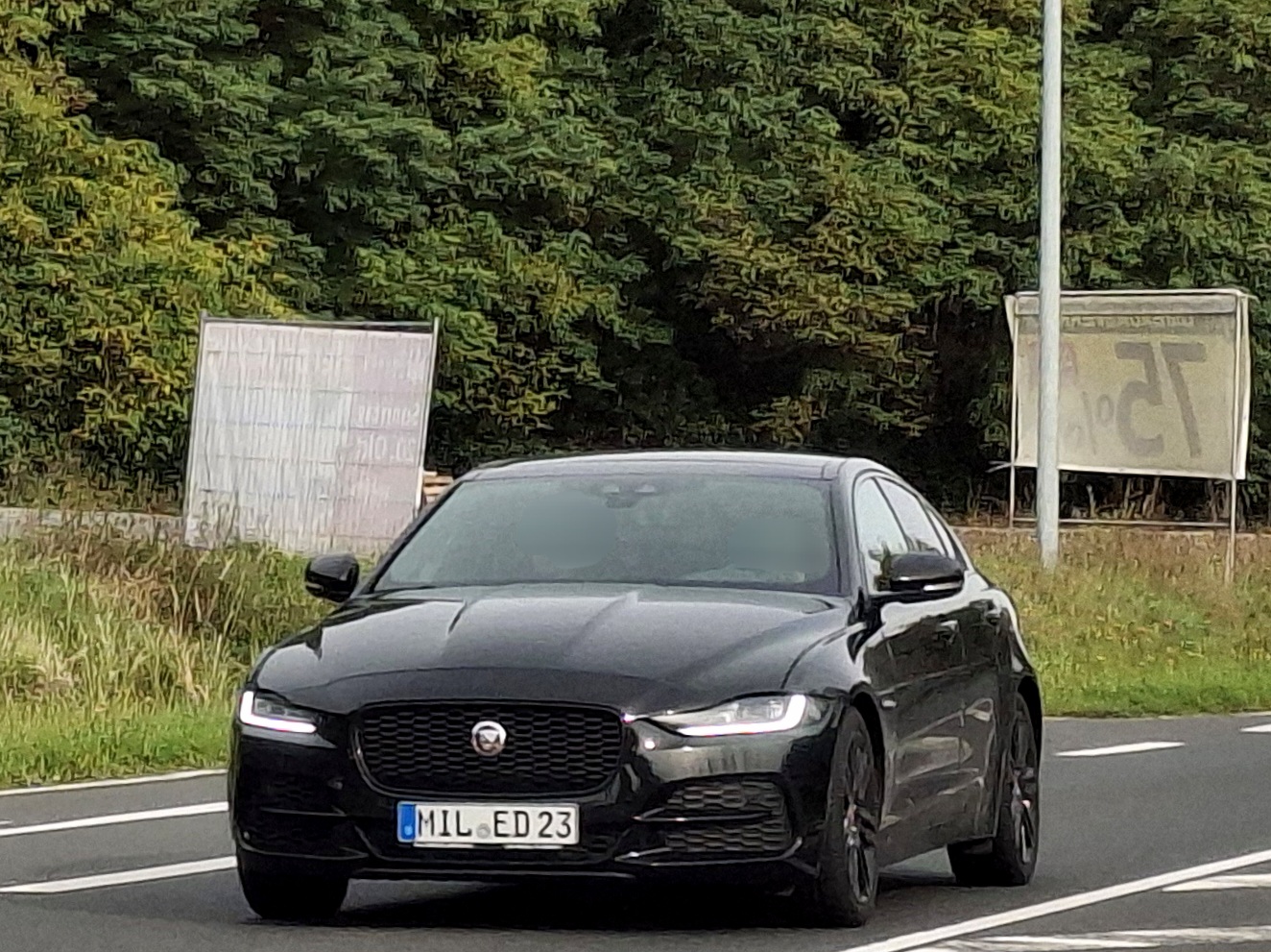 MIL ED 23, Jaguar XE 1st gen (X760), 2015–2019