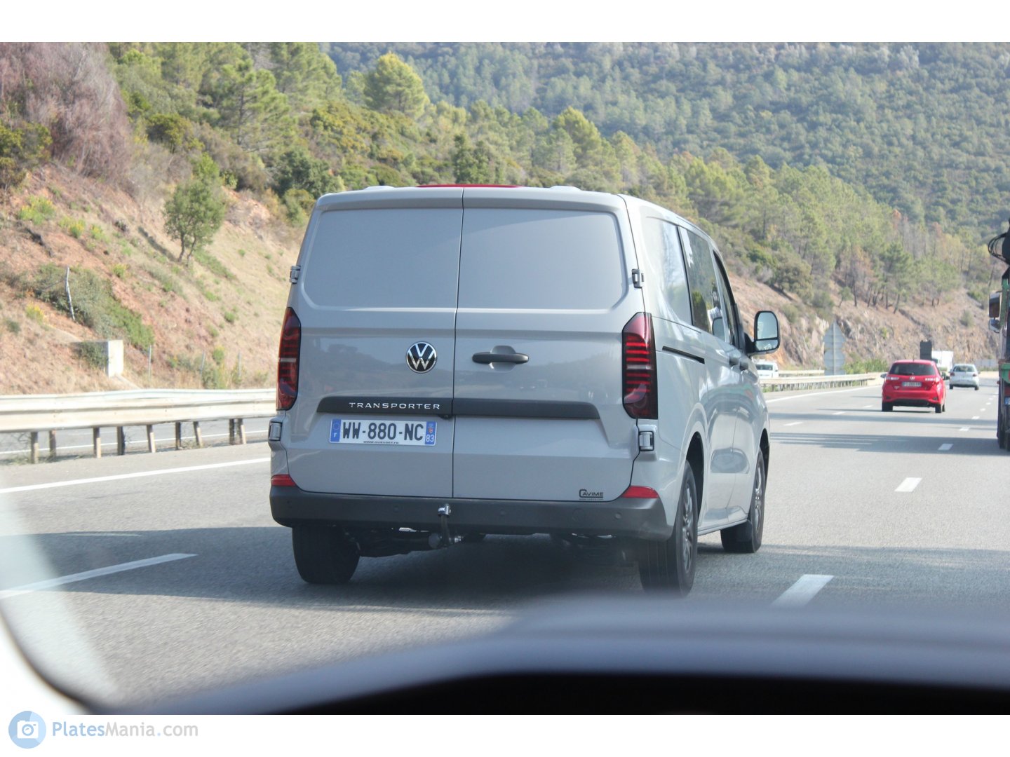 WW-880-NC, Volkswagen Transporter 7th gen Van (T7), 2024–