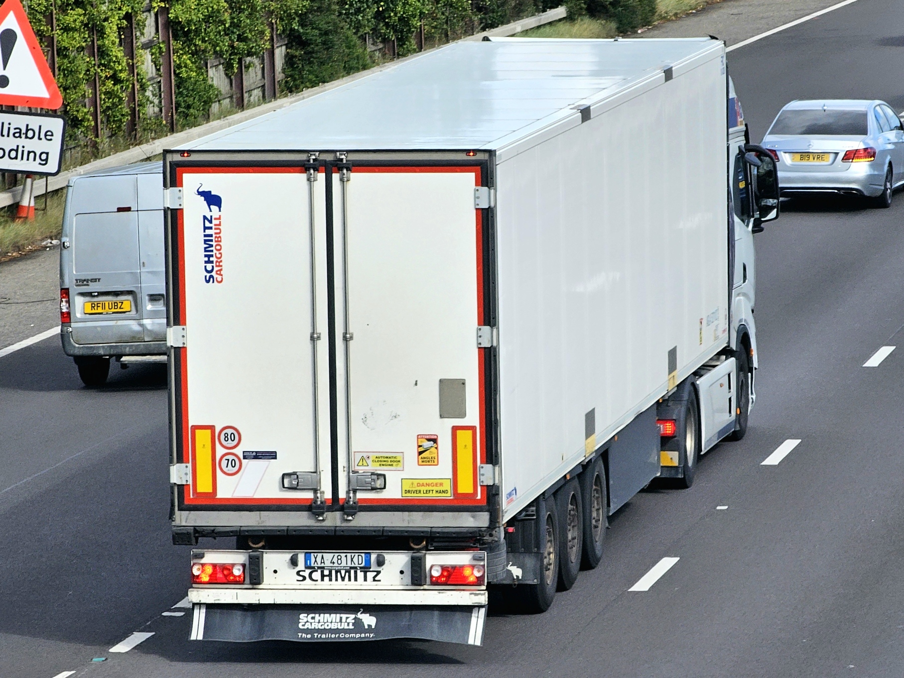 XA 481 KD, Schmitz SKO 