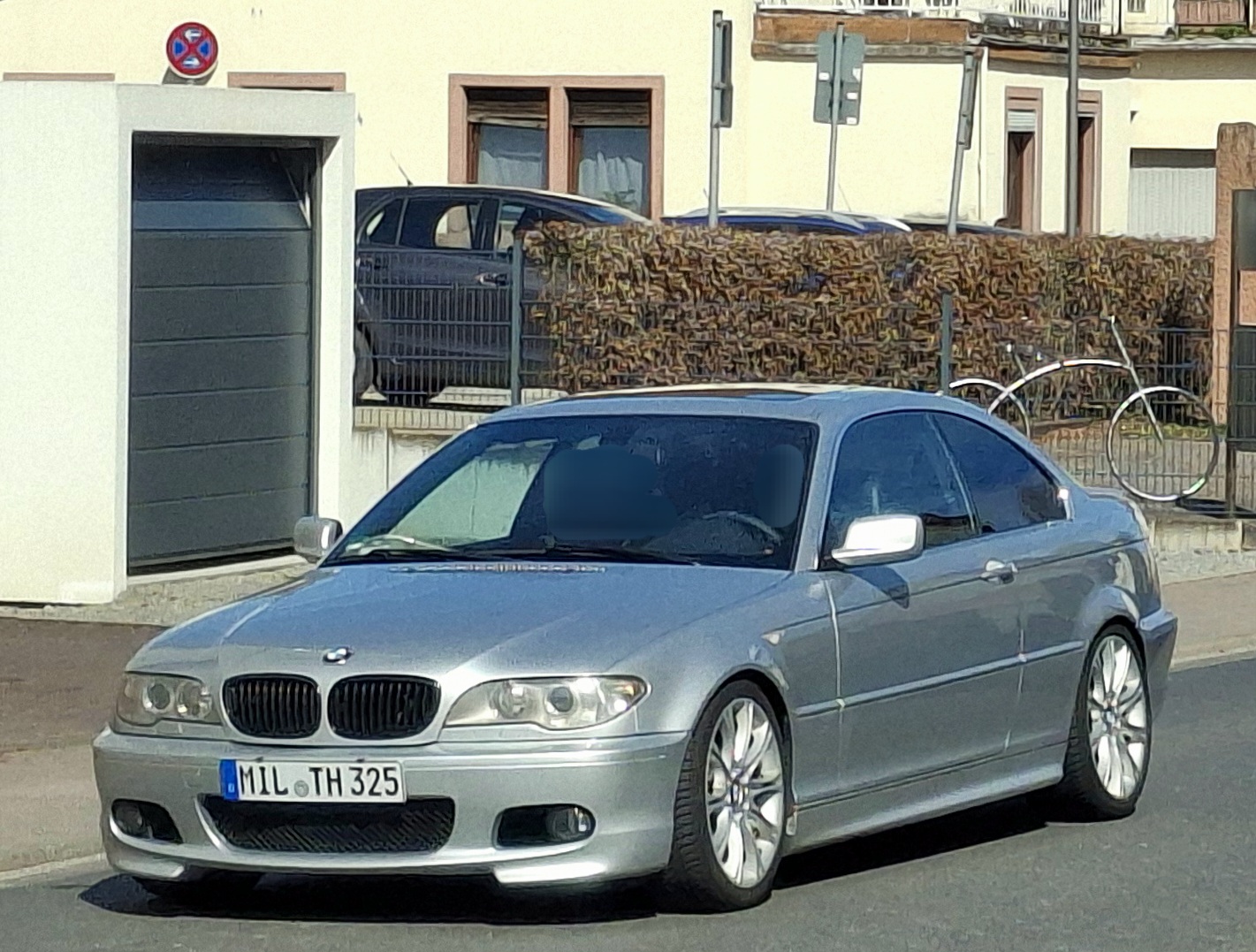 MIL TH 325, BMW 3 Series 4th gen Coupé (E46), 1999–2006