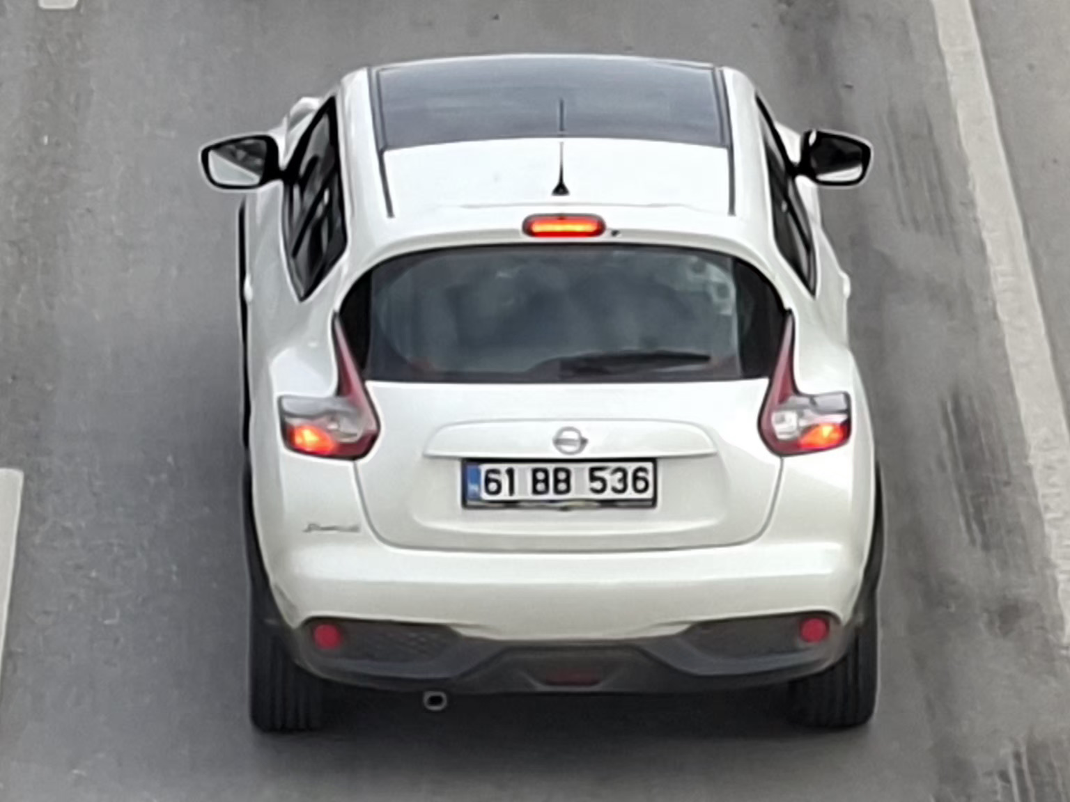 61 BB 536, Nissan Juke 1st gen (F15), facelift, 2014–2019