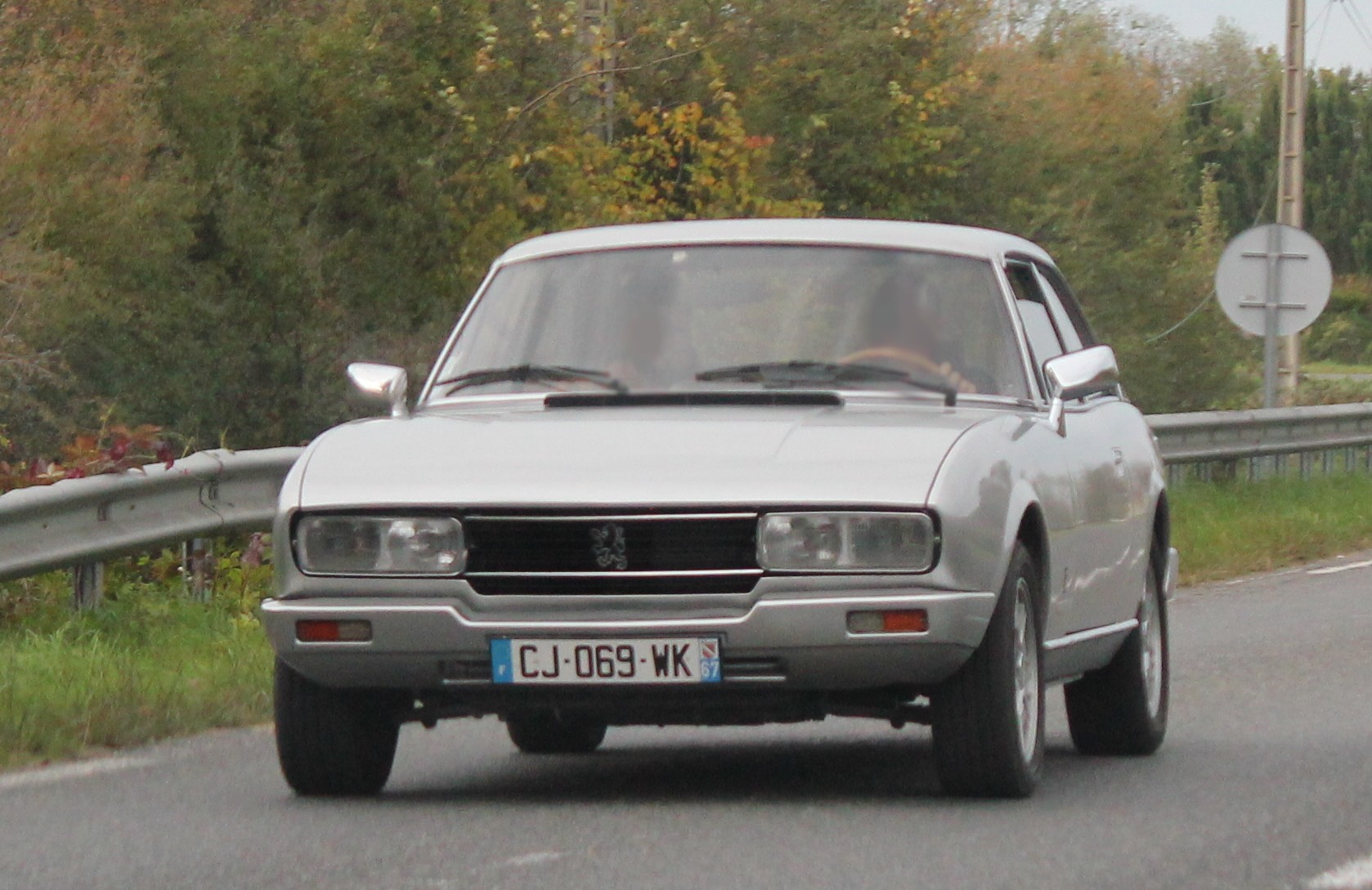 CJ-069-WK, Peugeot 504 1st gen Coupé (E), 1969–1983