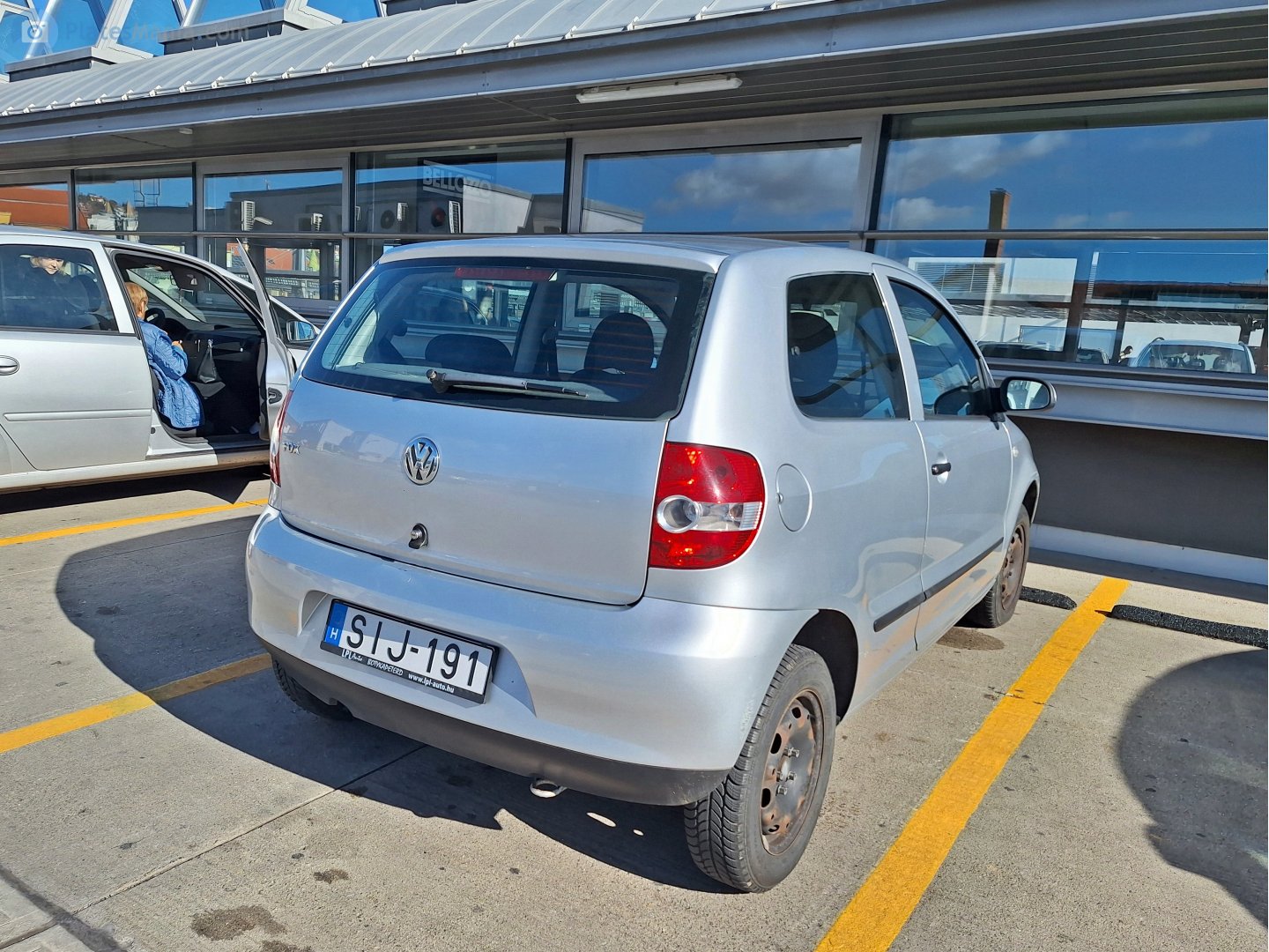 SIJ-191, Volkswagen Fox 1st gen 3-door Hatch (5Z; Global-market), 2003–2011