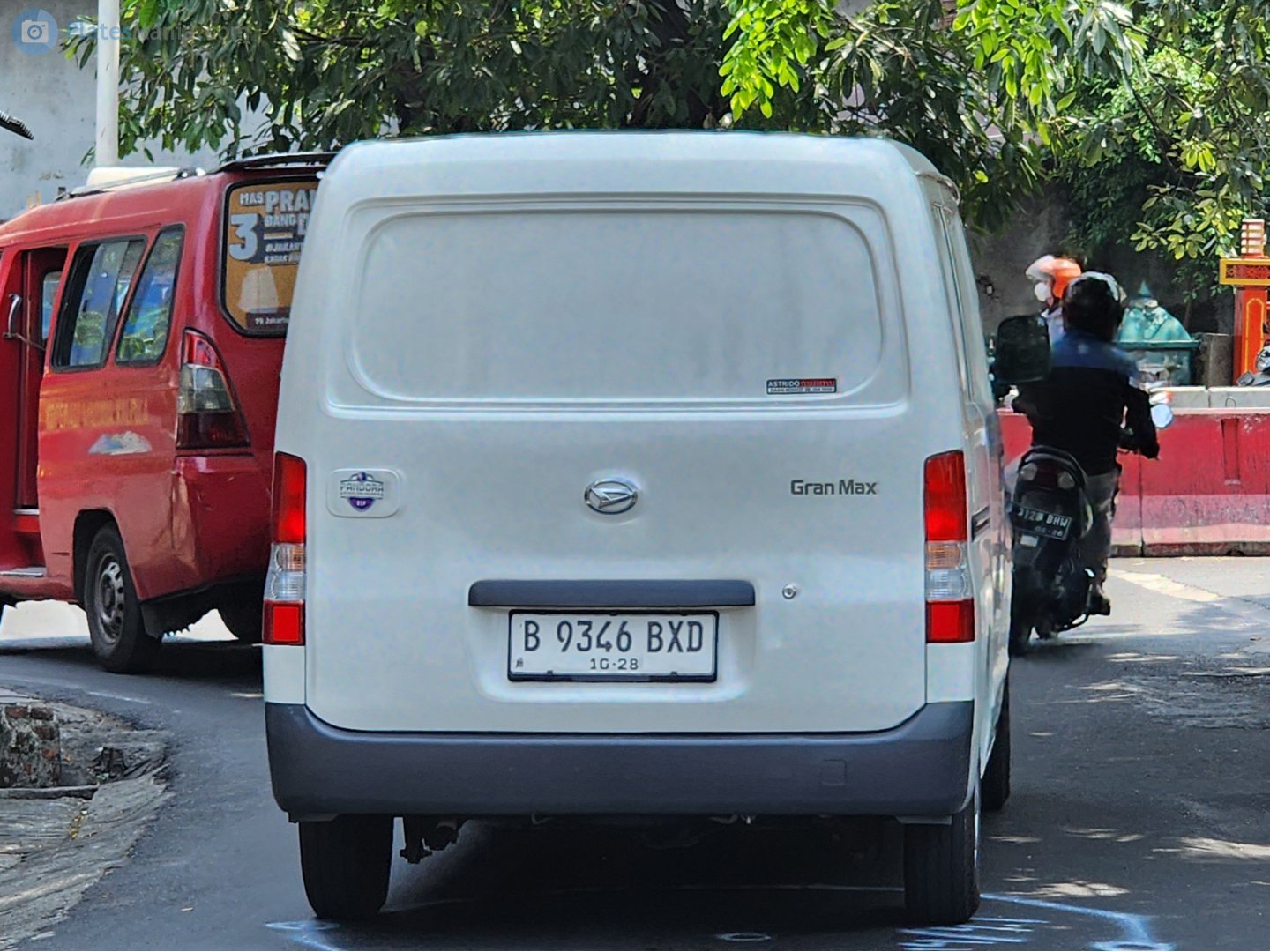 B 9346 BXD, Daihatsu Gran Max 1st gen Van (S400), 2007–