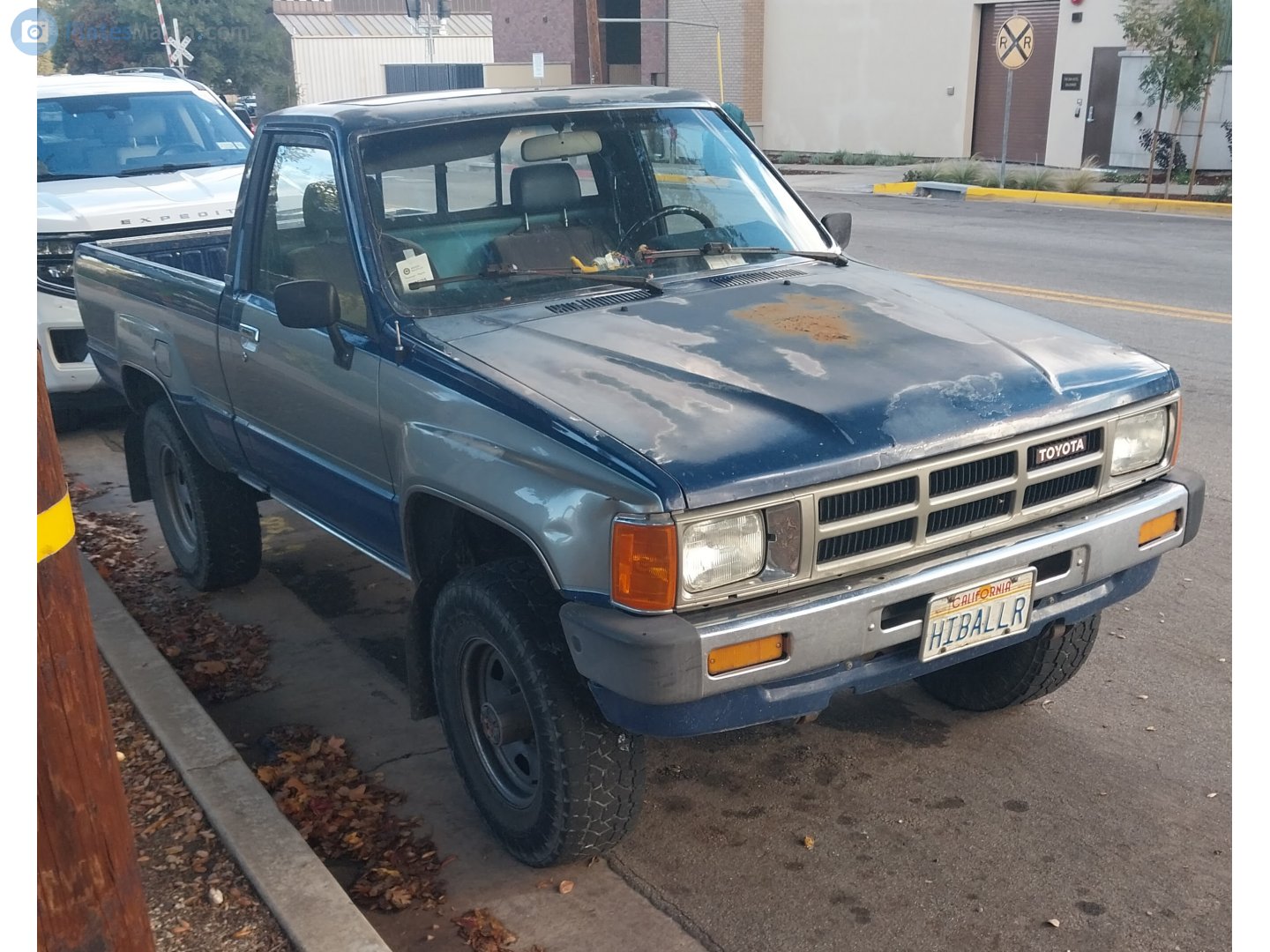 HIBALLR, Toyota Pickup 3rd gen (N60), 1983–1988
