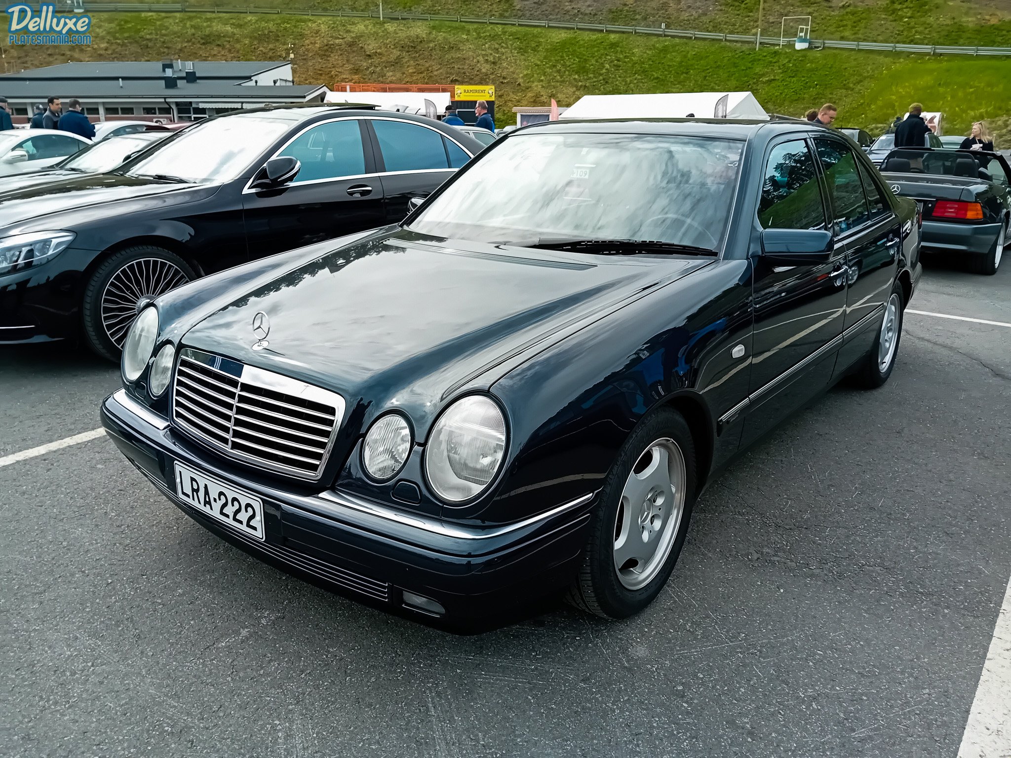 LRA-222, Mercedes-Benz E-Klasse 2nd gen Sedan (W210), 1995­–2002
