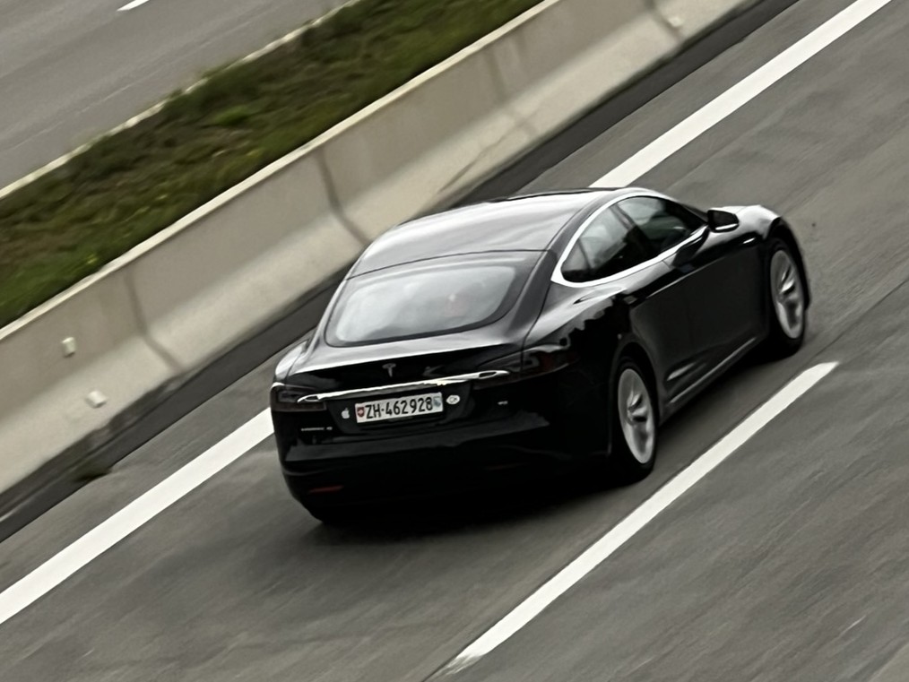 ZH 462928, Tesla Model S 1st gen (5YJS), 2012–
