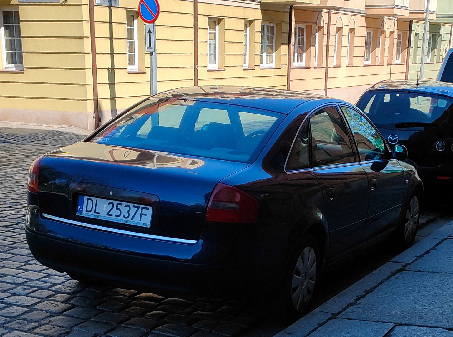 DL 2537F, Audi A6 2nd gen Sedan (C5/4B2), 1997–2004