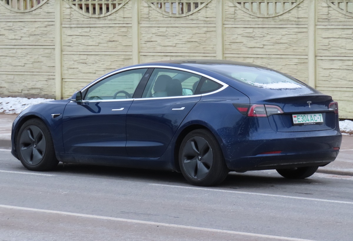 E304 AC-7, Tesla Model 3 1st gen (5YJ3), 2017–2023
