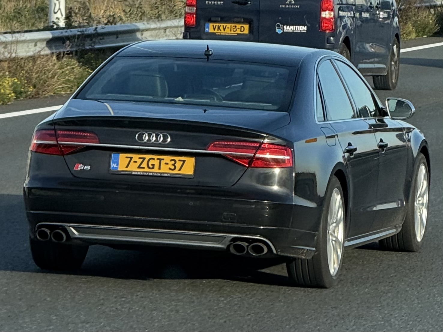 7-ZGT-37, Audi S8 3rd gen (D4/4H), facelift, 2013–2017
