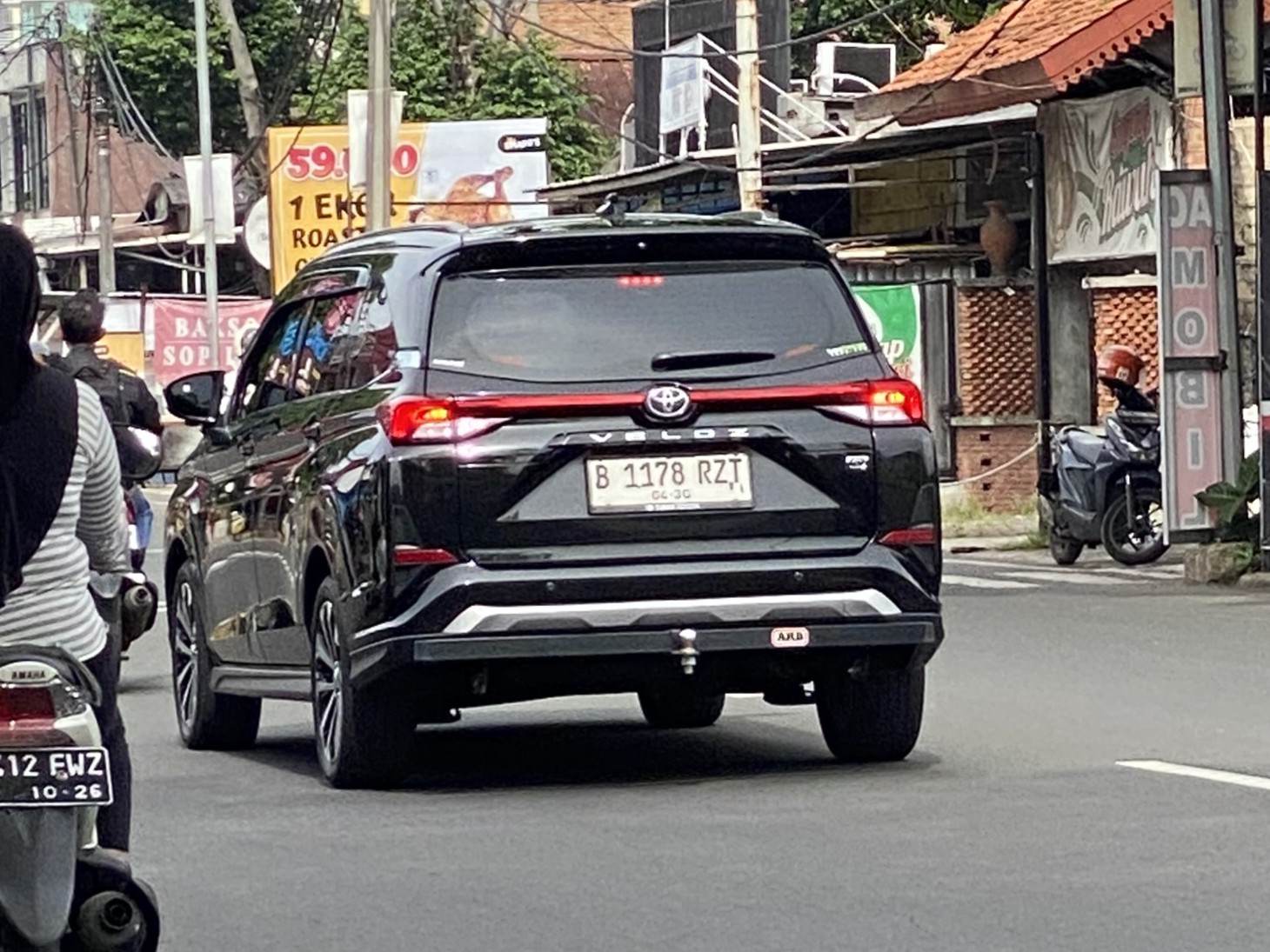 B 1178 RZT, Toyota Veloz 1st gen (W100/W150), 2021–