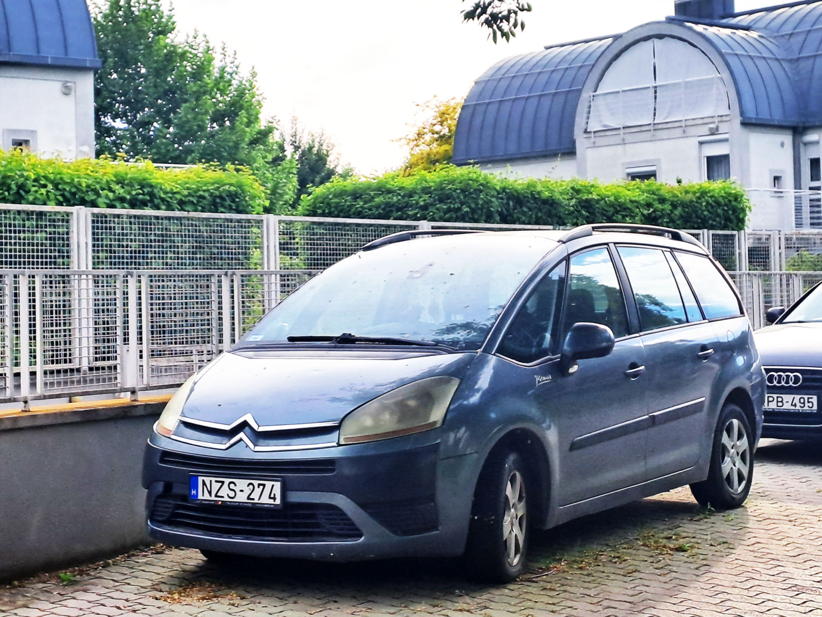 NZS-274, Citroёn C4 Picasso/SpaceTourer 1st gen Grand (UA), 2006–2013