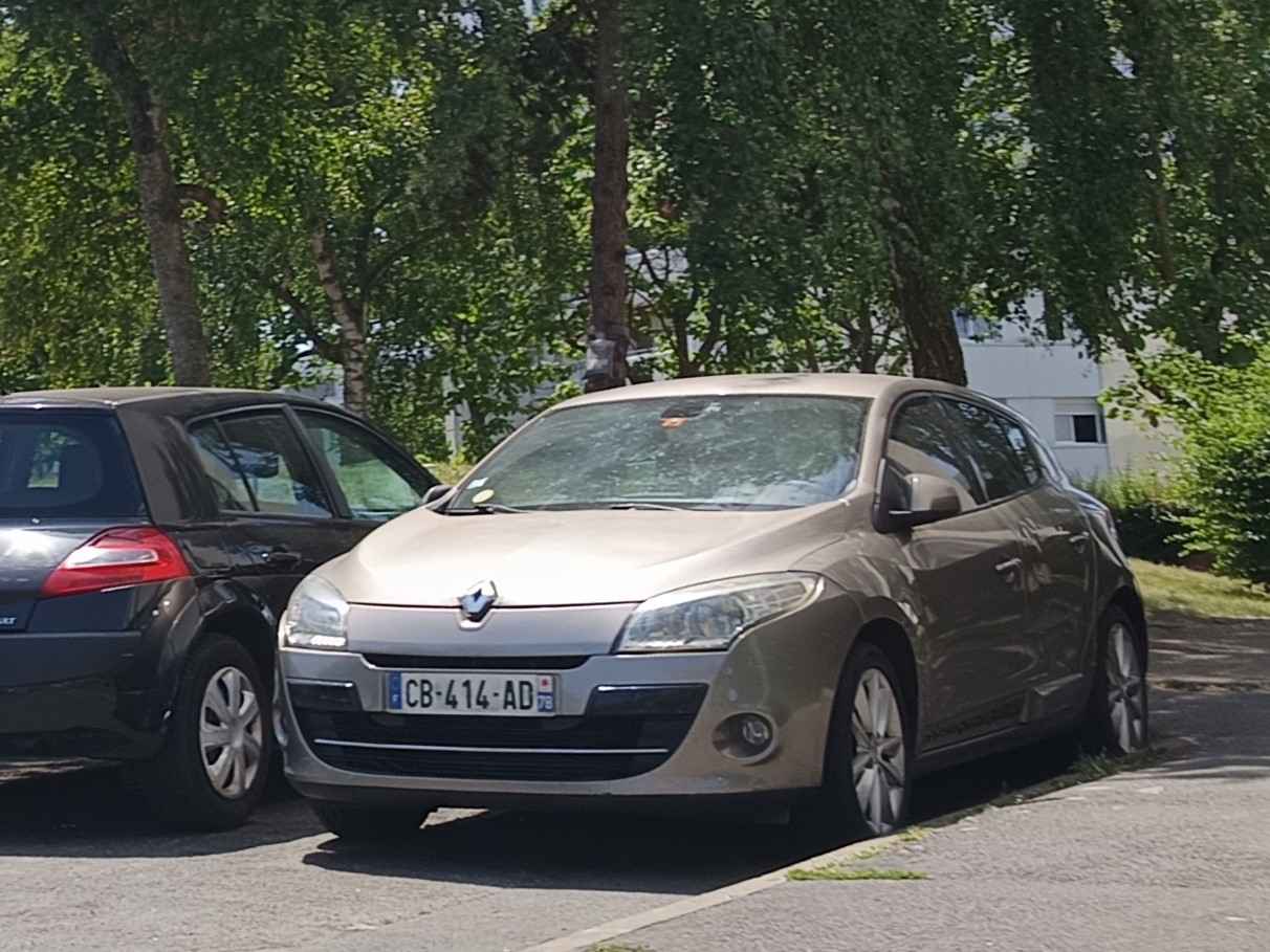 CB-414-AD, Renault Mégane 3rd gen Hatch (B95), 2008–2015