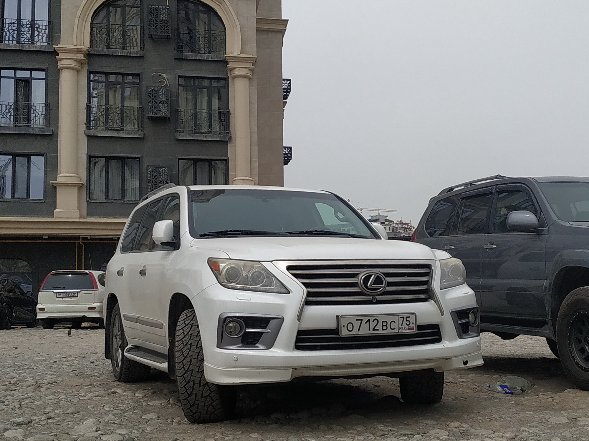 о 712 вс 75, Lexus LX 3rd gen (J200), 1st facelift, 2012–2015