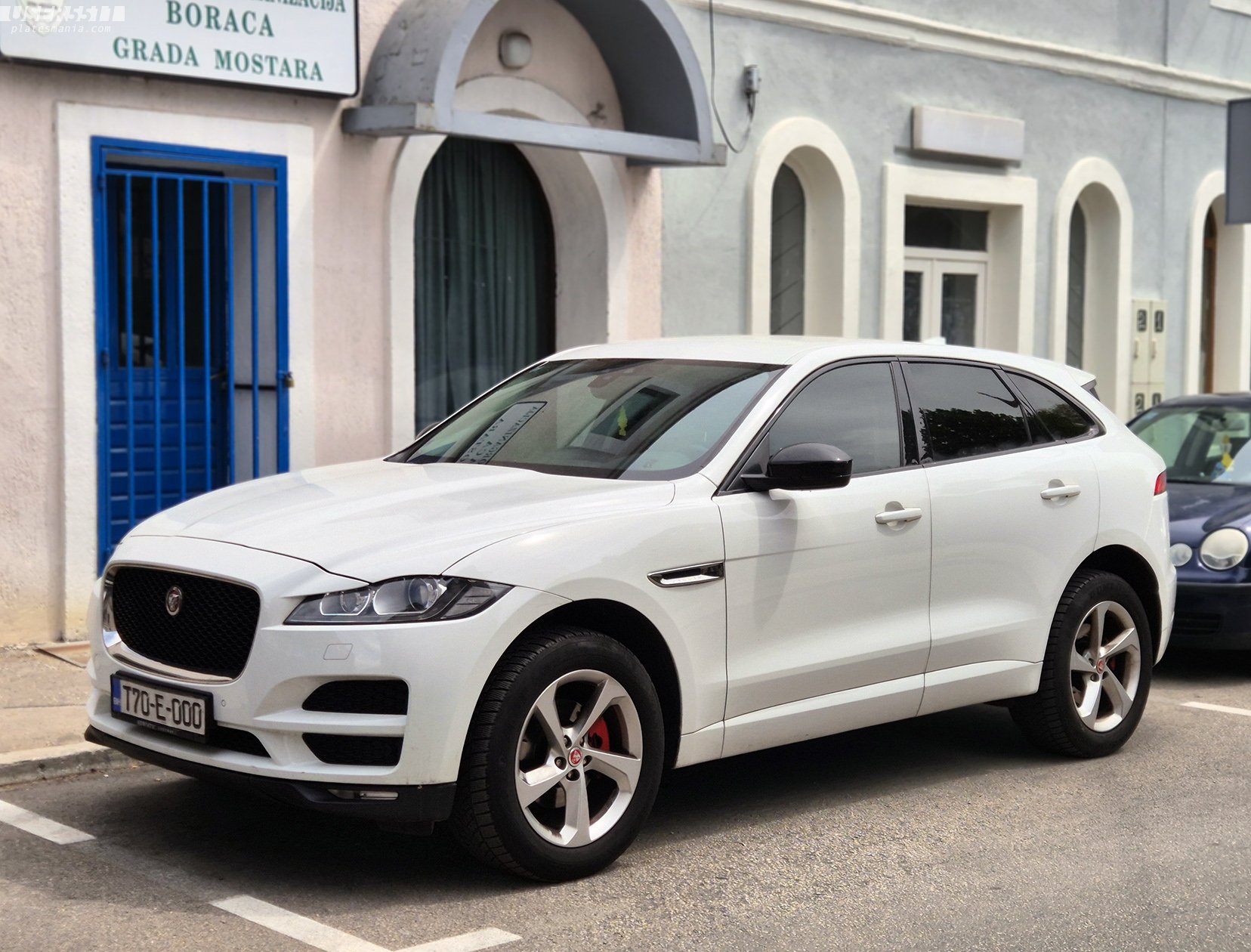 T70-E-000, Jaguar F-Pace 1st gen (X761), 2016–