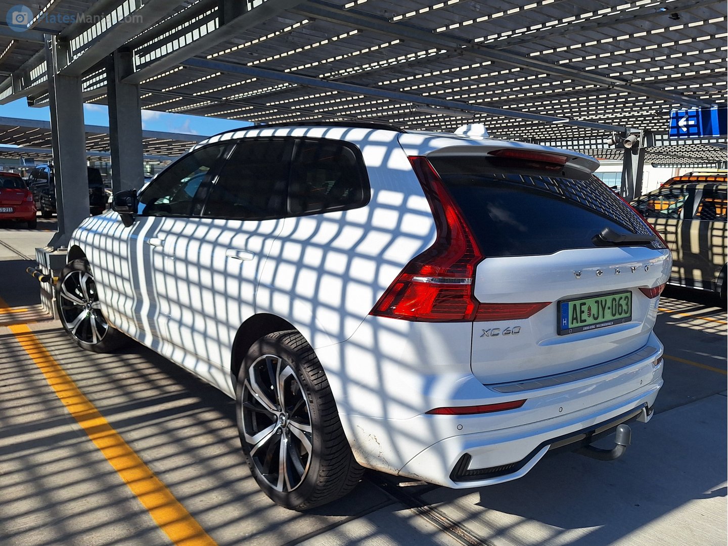 AE JY-063, Volvo XC60 2nd gen (246), 2017–2025