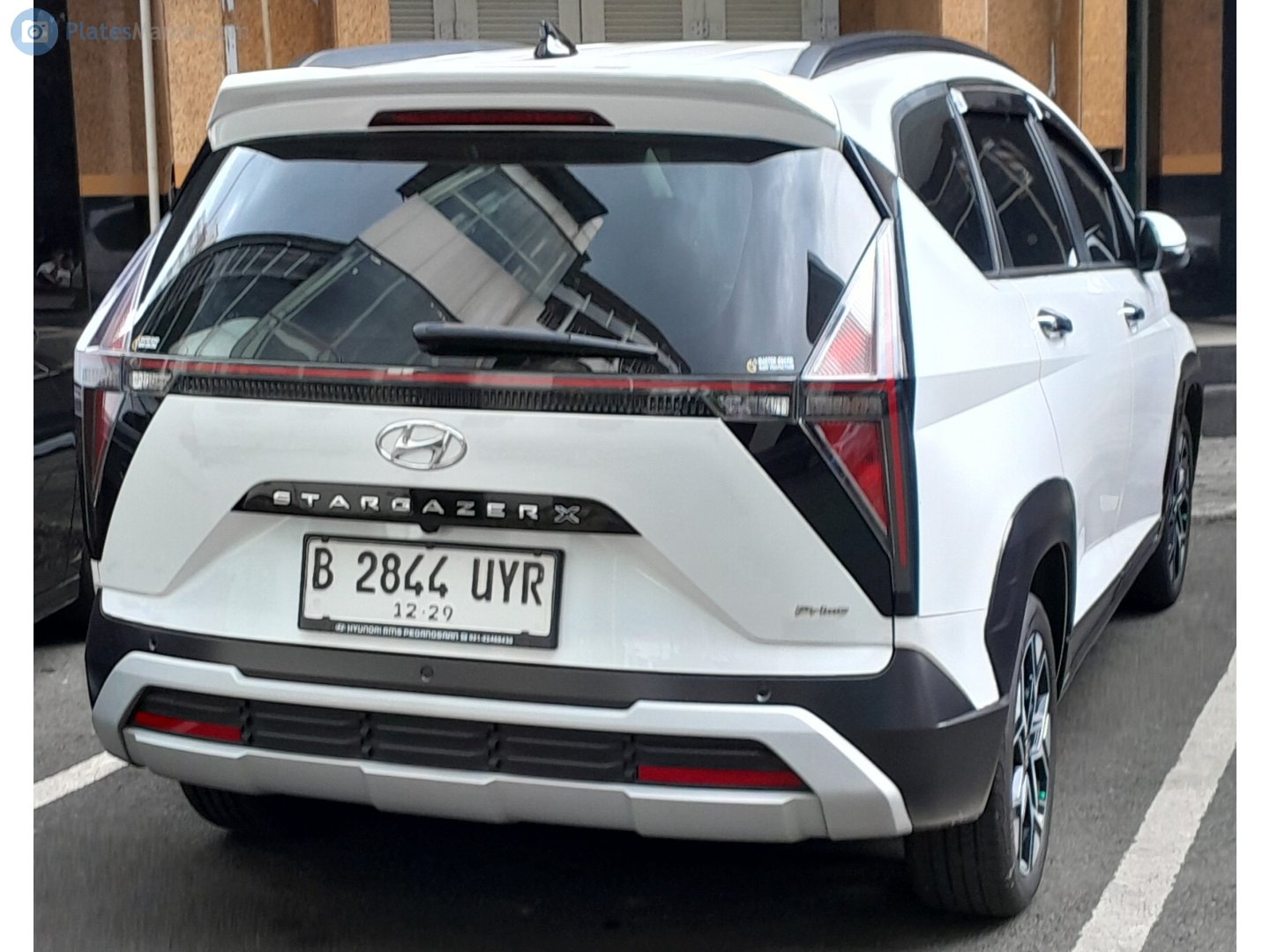 B 2844 UYR, Hyundai Stargazer 1st gen (KS), 2022–