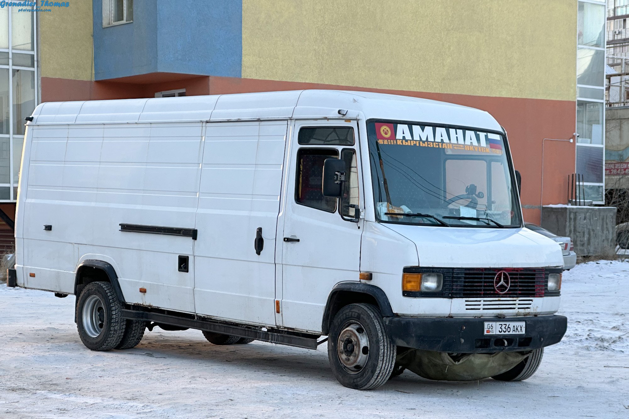 06 336 AKX, Mercedes-Benz T2 2nd gen (668/669/670), 1986–1996