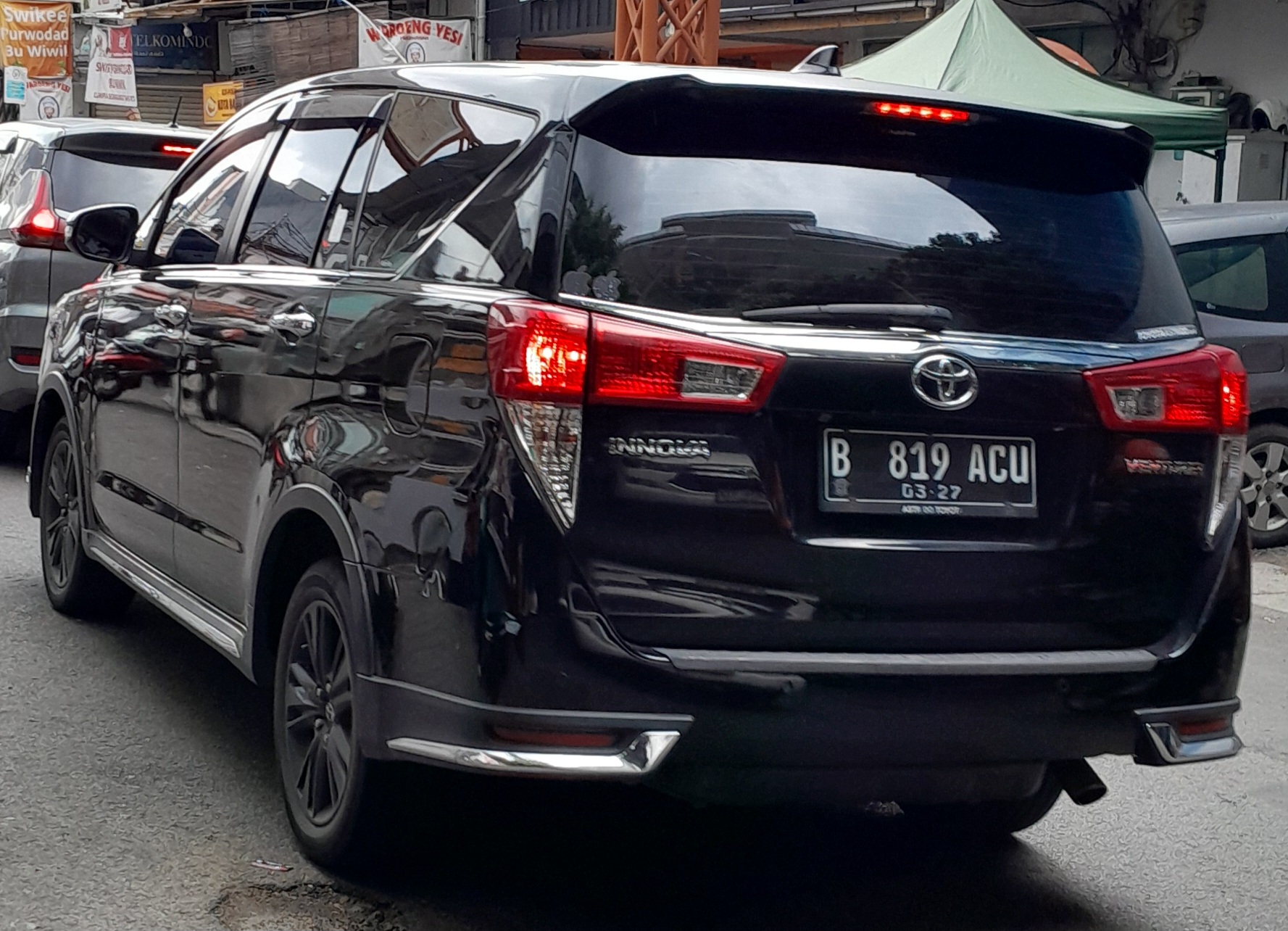 B 819 ACU, Toyota Innova 2nd gen Kijang Innova (AN140), 2015–2022