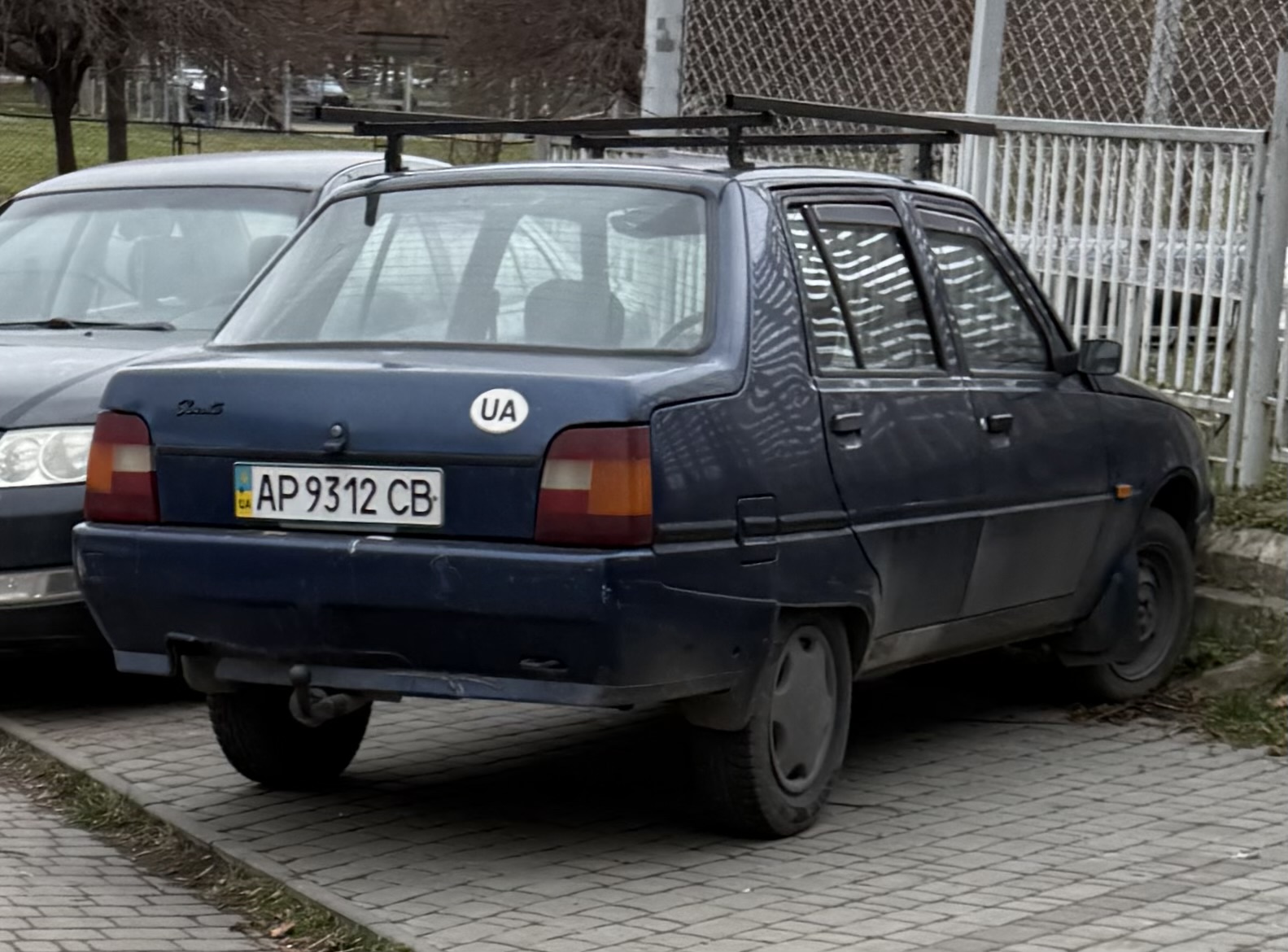 AP 9312 CB, ZAZ 1103 Славута 