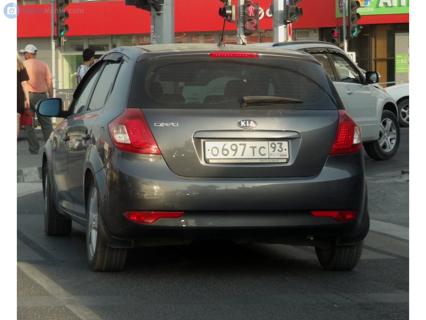 о 697 тс 93, Kia Ceed 1st gen cee'd 5-door Hatch (ED), facelift, 2009­–2012
