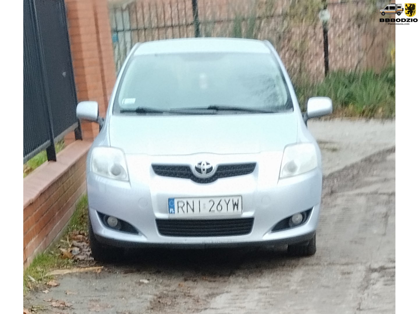 RNI 26YW, Toyota Auris 